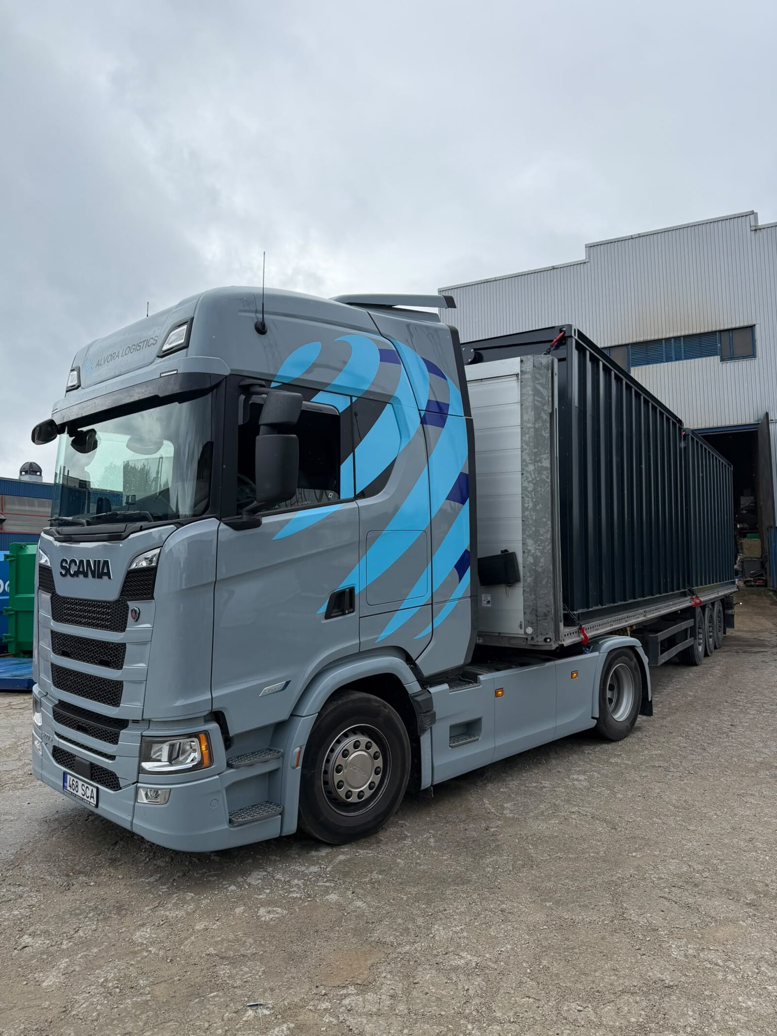 Alvora Logistics grey Scania with specialist platform trailer